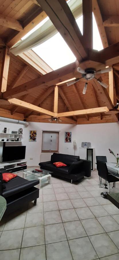 Vivanatura Eifelferienhaus Einruhr Εξωτερικό φωτογραφία